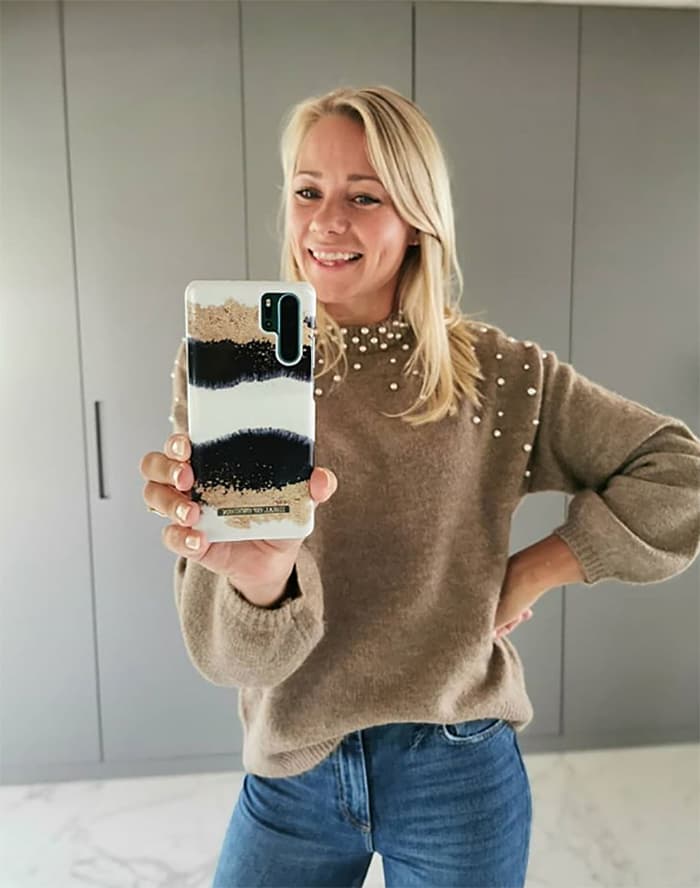 Garderobsvägg hos Frida Hansdotter