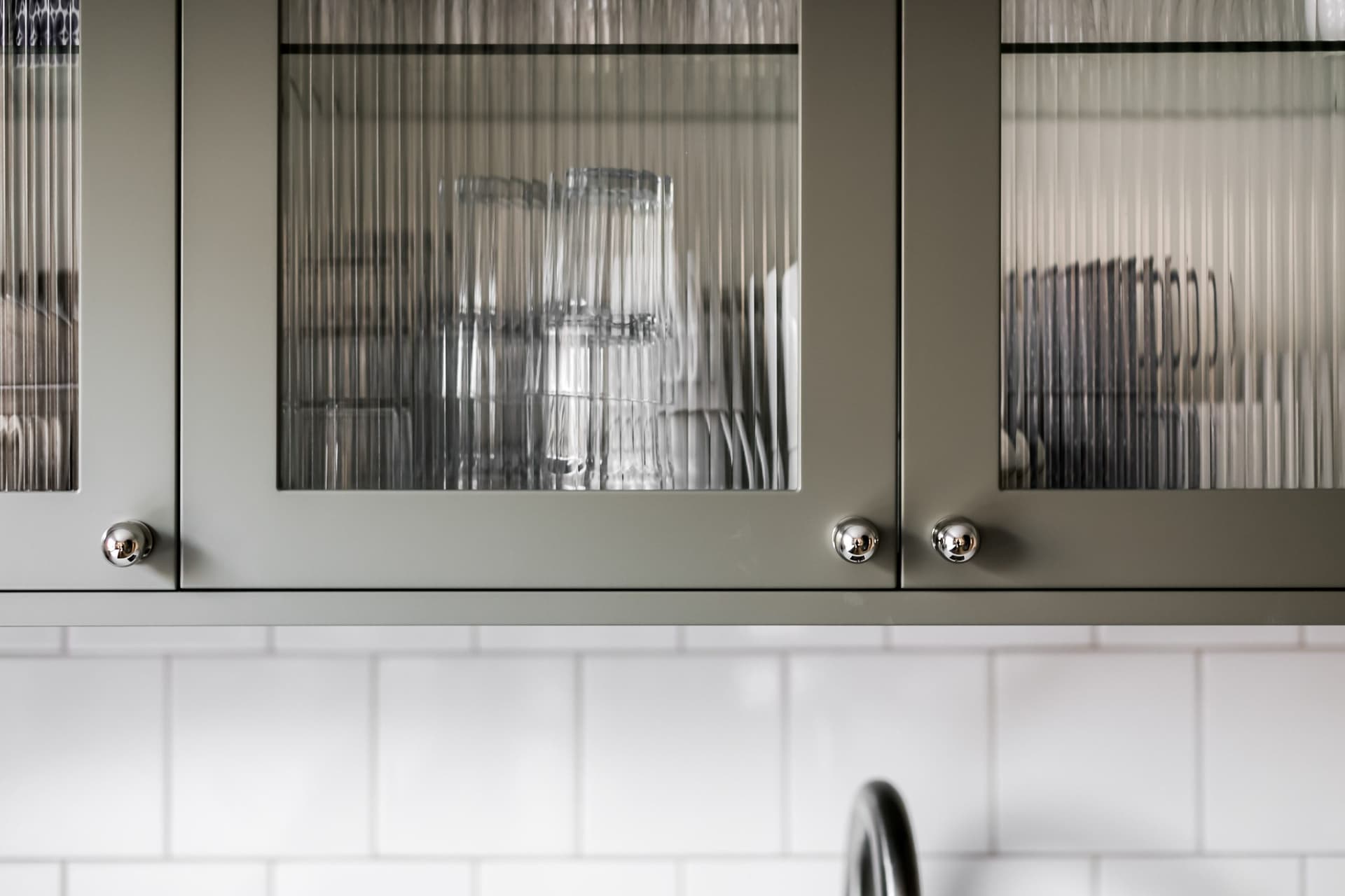 Vitrinluckor linjeglas